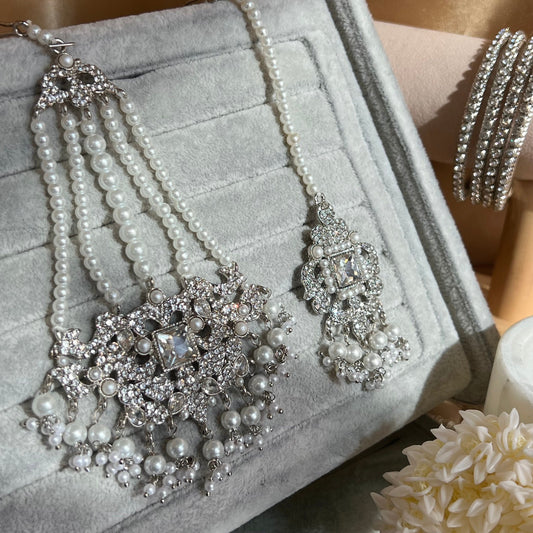 Silver Tikka and Jhumar/ Passa/ Indian/ Pakistani Style/Headpieces