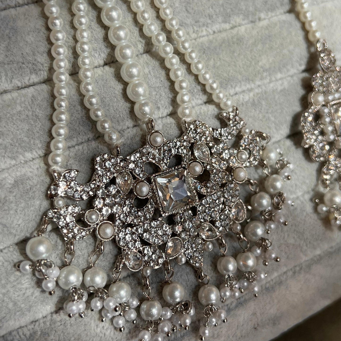 Silver Tikka and Jhumar/ Passa/ Indian/ Pakistani Style/Headpieces