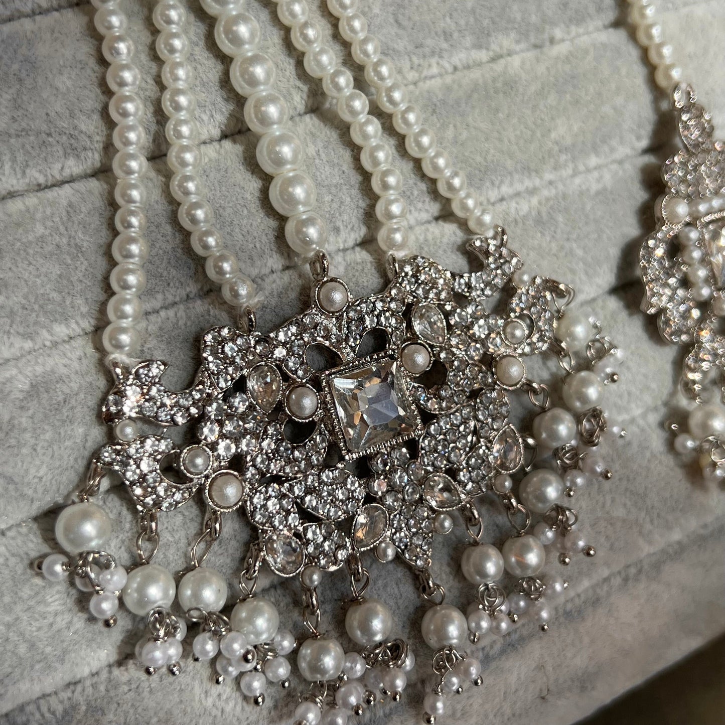 Silver Tikka and Jhumar/ Passa/ Indian/ Pakistani Style/Headpieces