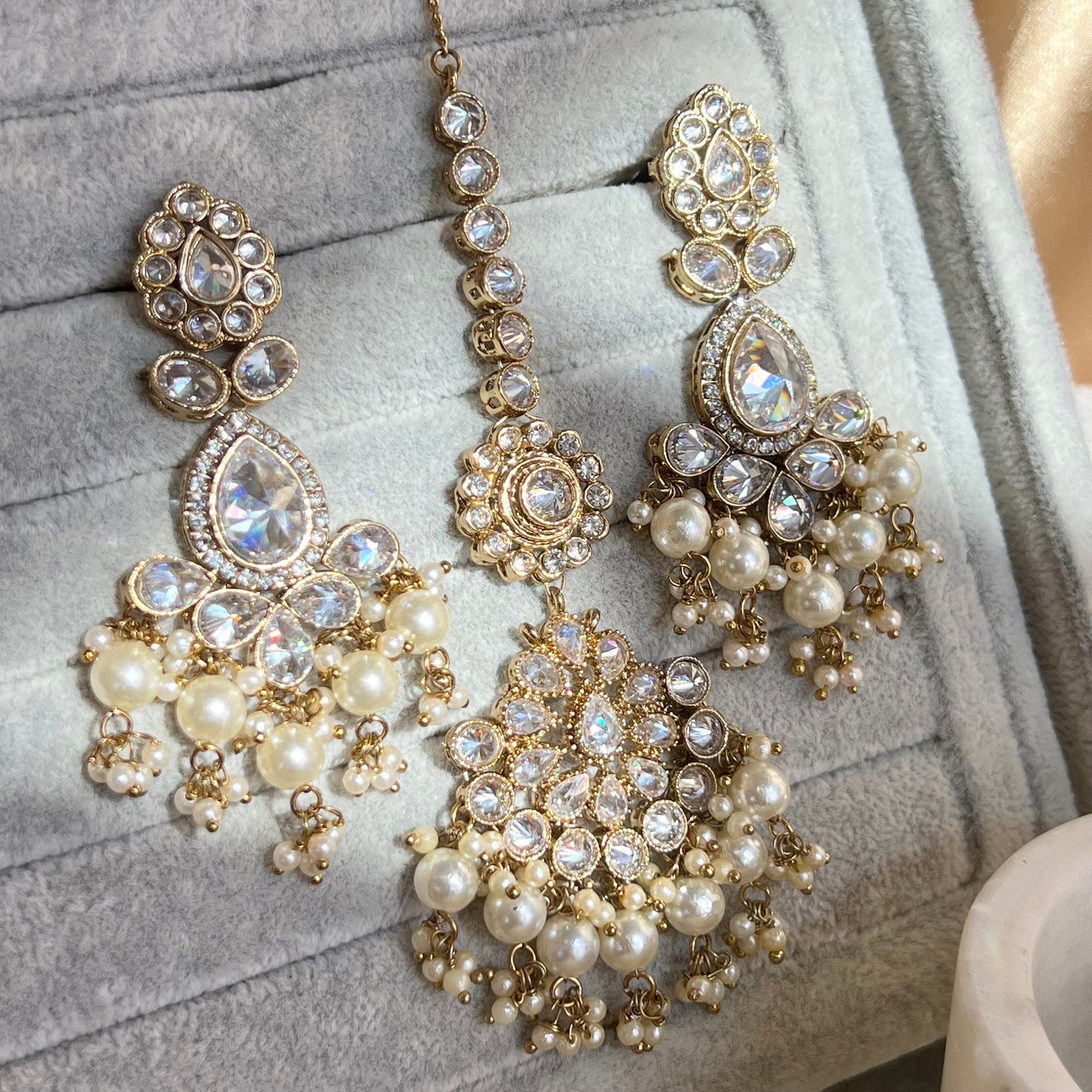 Clear Tikka and Earring/ Flat Earring Indian/ Pakistani Style