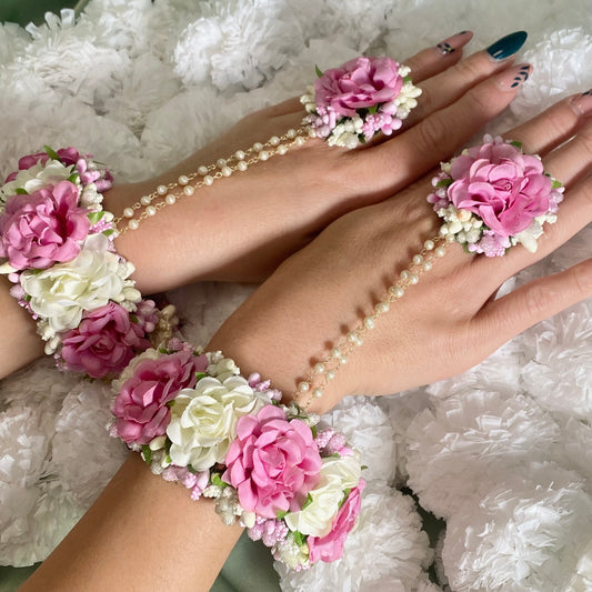 Rose Pink/White Flower Hand harness/Hathpool Mehendi Sangeet Floral Jewellery /Haathphool/Hand Accessory