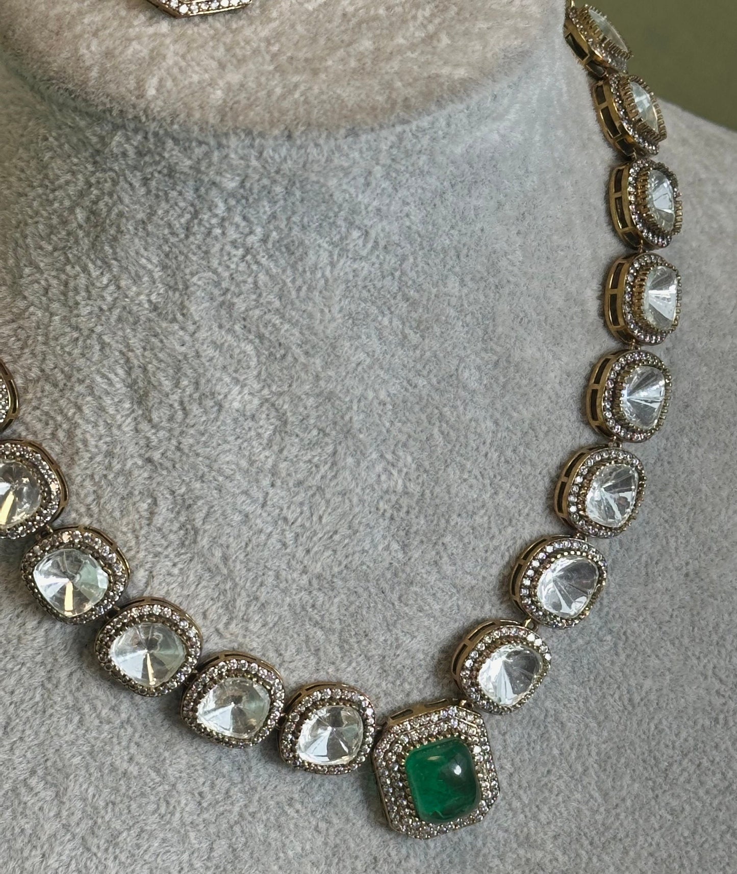 Emeralds Green Necklace Set/Sabyasachi Inspired Jewellery/Indian Jewellery/Bollywood Jewellery/Statement Set