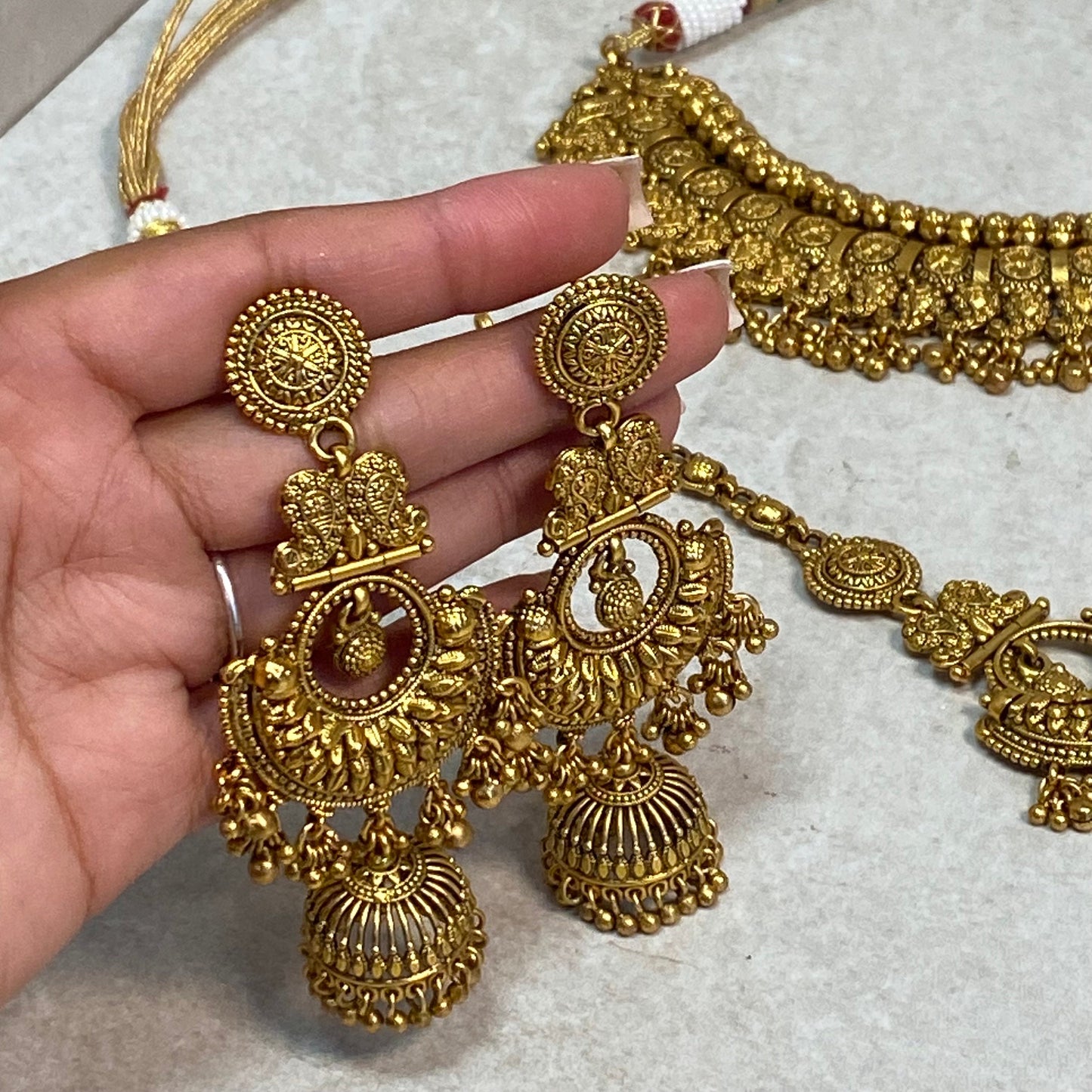 Antique Gold Temple Gold Set-Vintage Design Earring/ Tikka/ Tikli/ Indian/ Pakistani/Fashion Jewellery/ Gift for Women/ Asian Jewellery