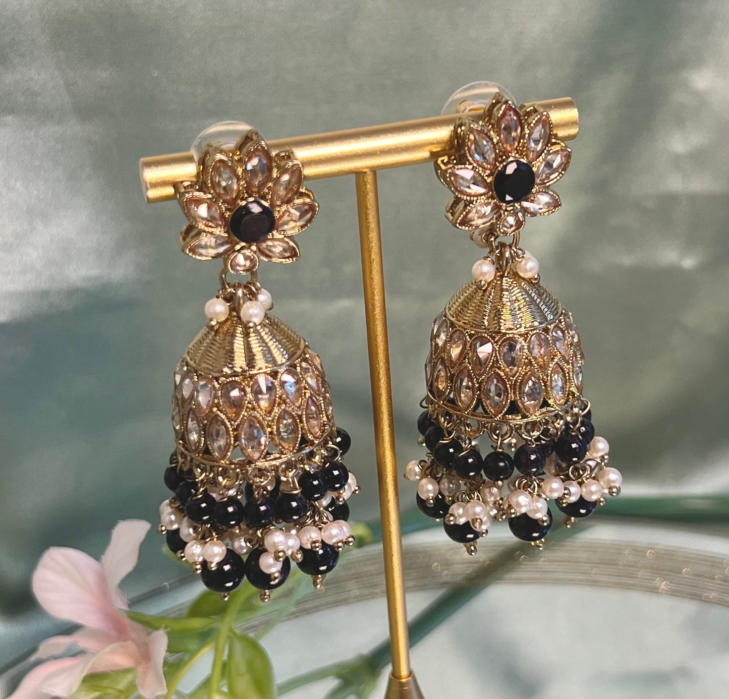 Medium Green Crystal Indian Jhumka Earrings/Jhumkis/ Fashion Jewellery/ Gift for Women/Indian/Antique Gold Earrings/Pakistani style