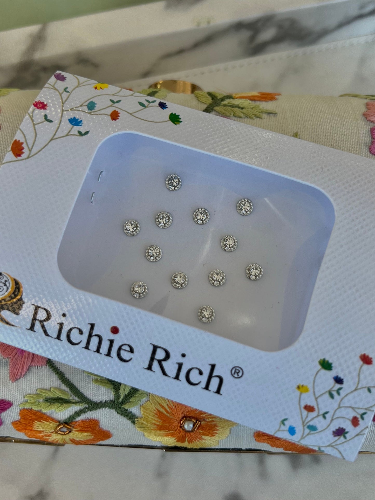 Silver Round Bindi Pack/ Bindiya/ Chanlo/ Indian Accessory/ Forehead Sticky Gem