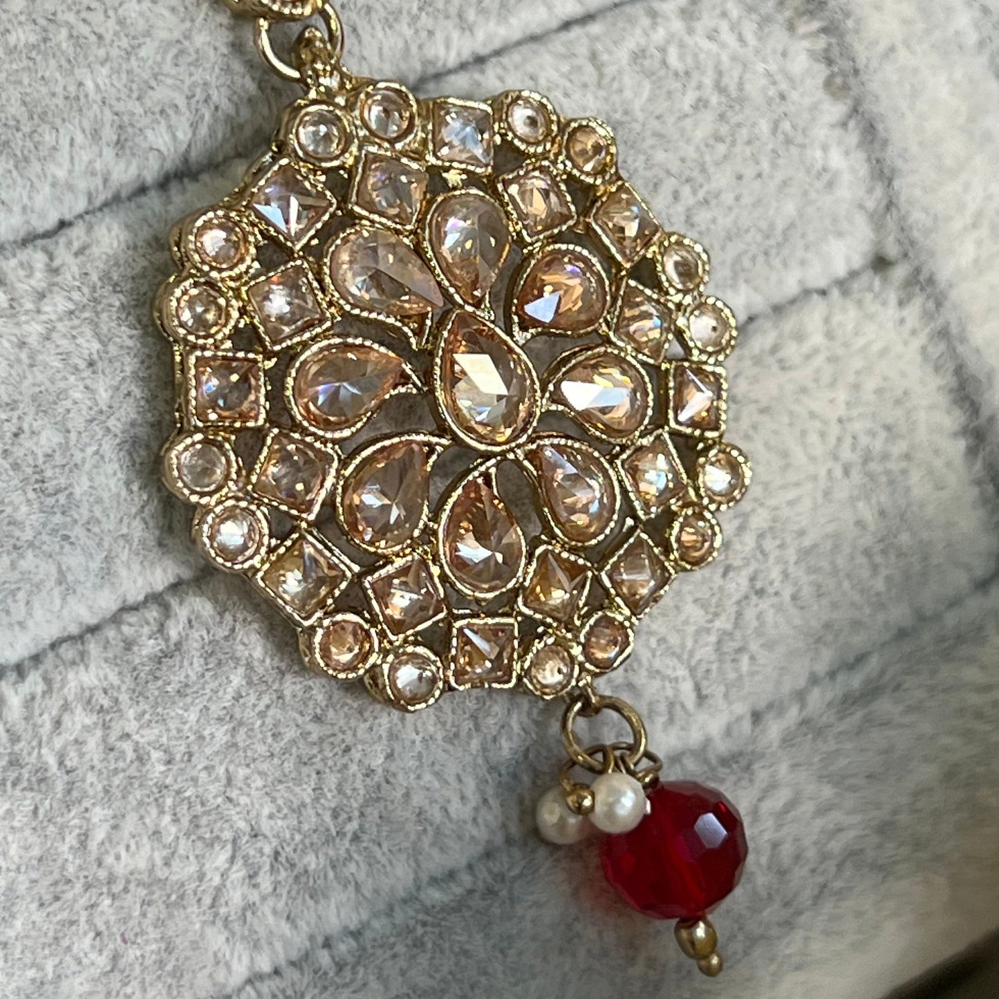 Round Crystal Tikka- Red/ Tikli/ Indian/ Pakistani Fashion Jewellery