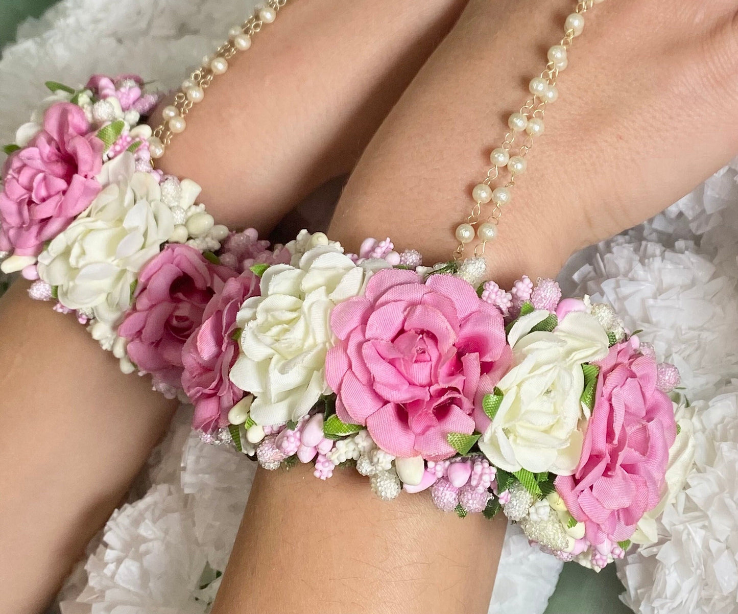 Rose Pink/White Flower Hand harness/Hathpool Mehendi Sangeet Floral Jewellery /Haathphool/Hand Accessory