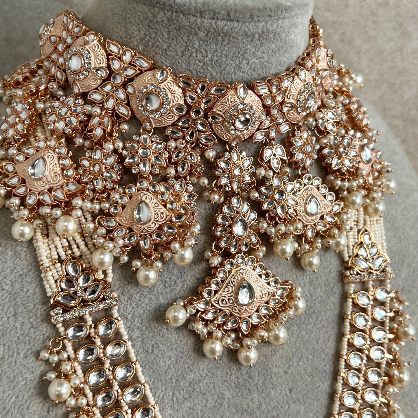 Rose Gold/Peach Full Faux Kundan Style Bridal Set/Indian/Pakistani Style/ Choker/ Earring/ Tikka/ Jhumar Passa/ Mathapatti/ Hand Harness.