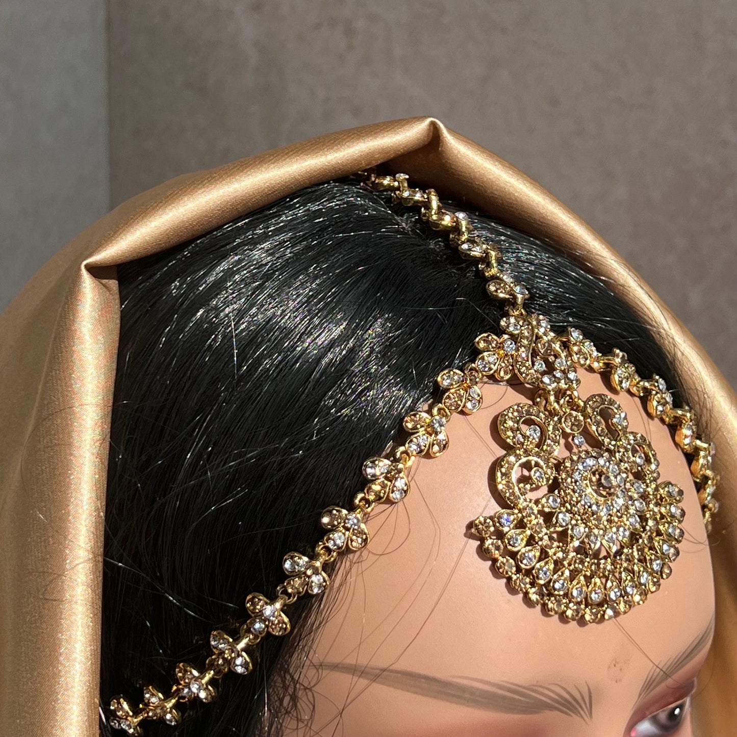 Clear/Gold Mathapatti (Headband) /Indian/Pakistani/Fashion Jewellery/ Bridal Forehead Jewellery Headpiece/Bollywood /phoolpatti