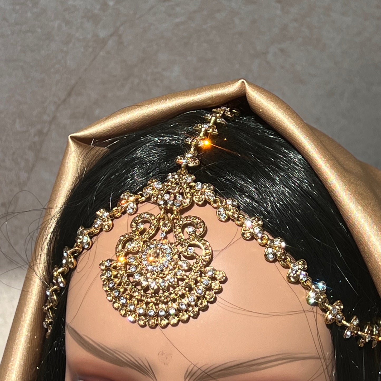 Clear/Gold Mathapatti (Headband) /Indian/Pakistani/Fashion Jewellery/ Bridal Forehead Jewellery Headpiece/Bollywood /phoolpatti