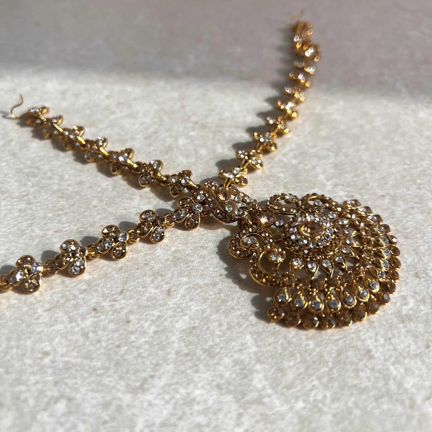 Clear/Gold Mathapatti (Headband) /Indian/Pakistani/Fashion Jewellery/ Bridal Forehead Jewellery Headpiece/Bollywood /phoolpatti