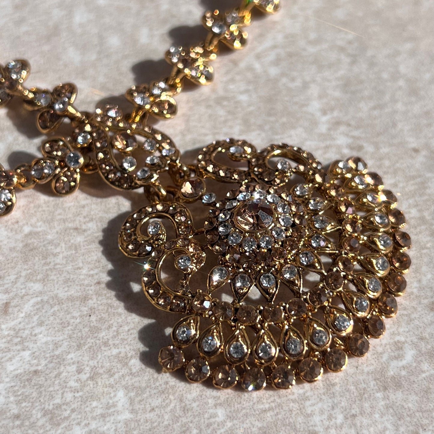 Clear/Gold Mathapatti (Headband) /Indian/Pakistani/Fashion Jewellery/ Bridal Forehead Jewellery Headpiece/Bollywood /phoolpatti