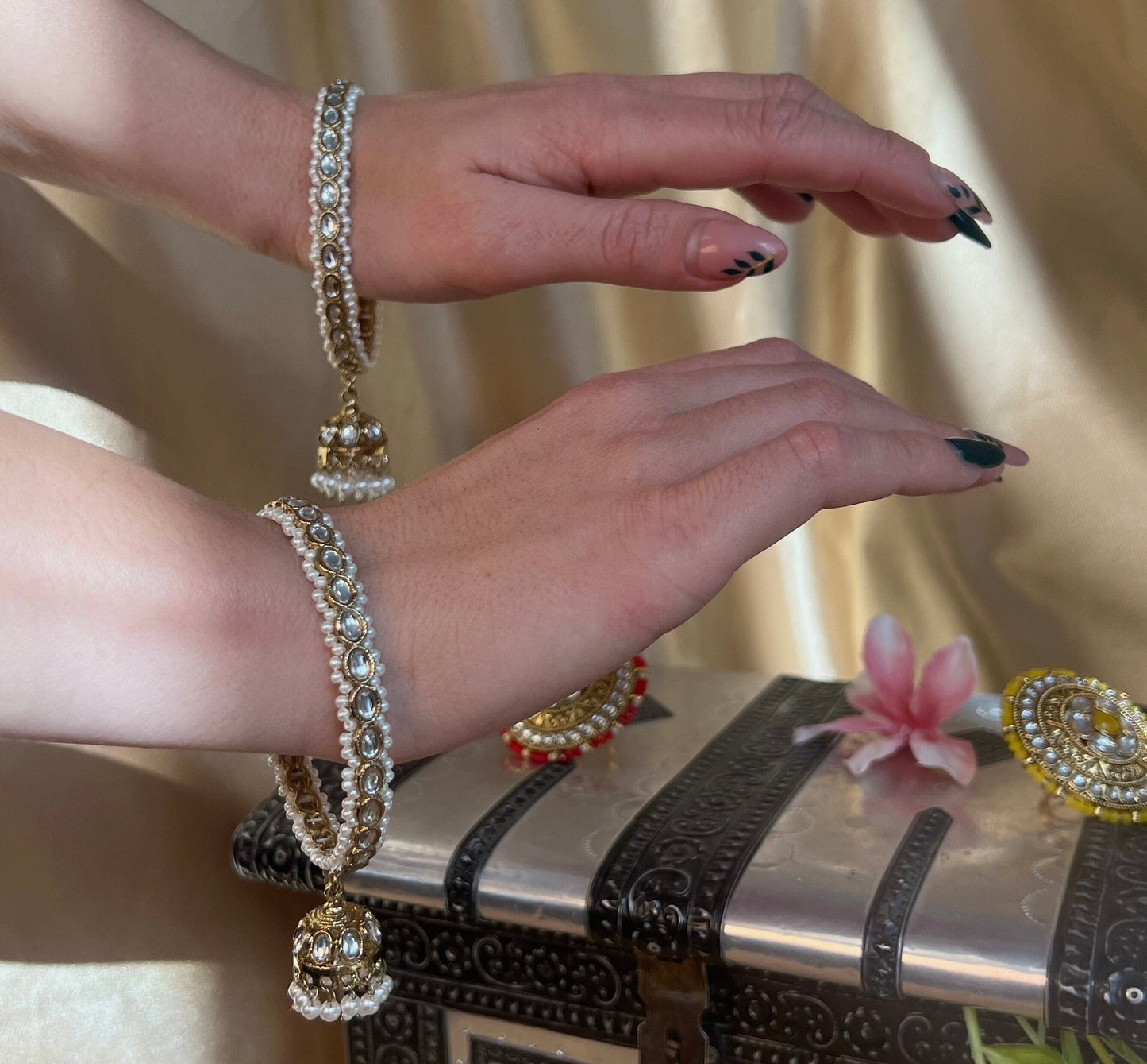 Clear Faux Kundan Pearl Jhumka Bangle X 4/Indian/ Pakistani/Jewelley/ Fashion Bracelet