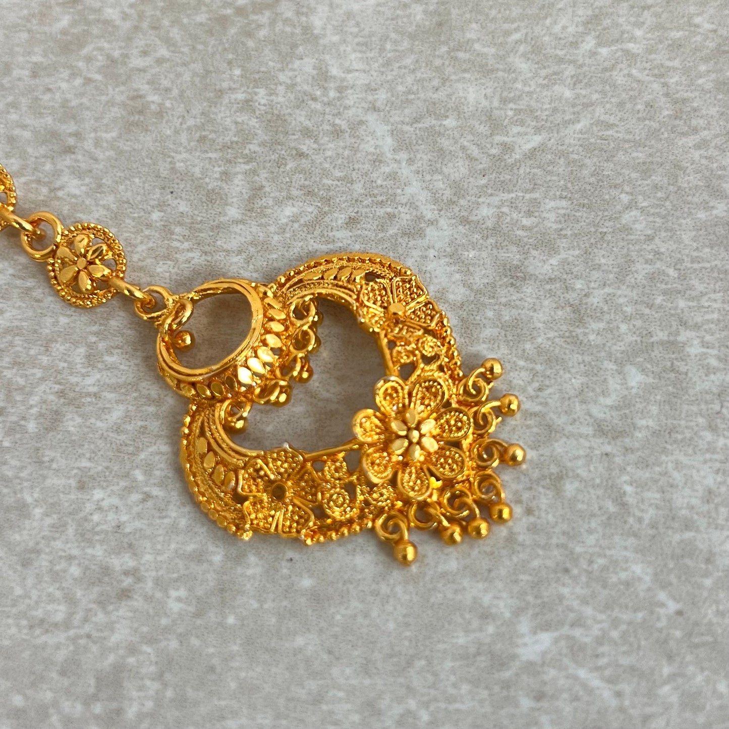 Medium Bright Flower Gold Tikka/ Tikli/ Indian/ Pakistani Fashion Jewellery/Maang Tikkas