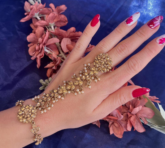 Golden Hand Harness/Gold Ring Hand Harness/Gold Hathpool/Fashion Jewellery/ Gift for Women/Indian/Pakistani style /Haathphool/Hand Accessory