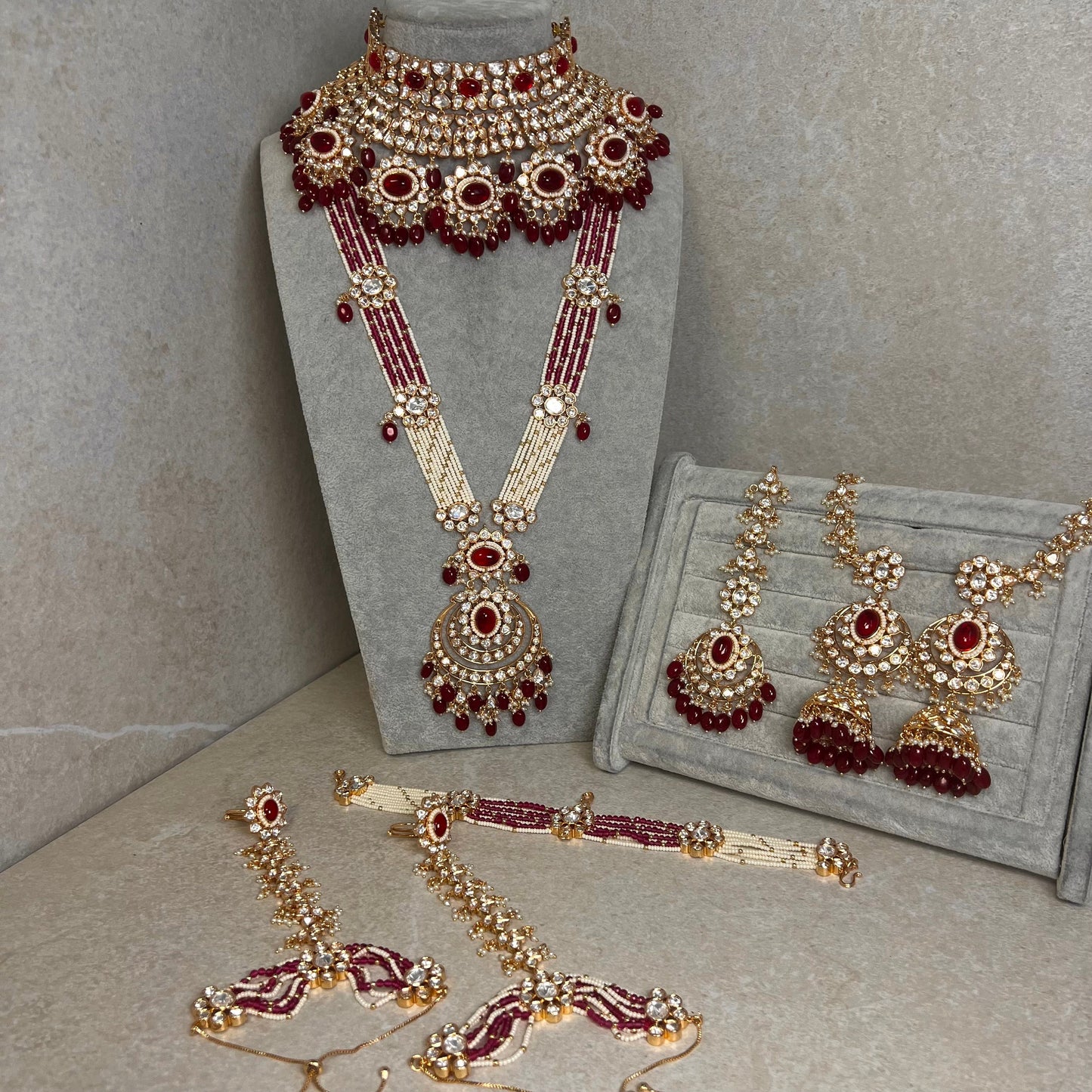 Ruby/ Maroon Full Kundan Gold Plated Style: Bridal Set/ Indian/Pakistani Style/ Choker/ Jhumka Earring/ Tikka/ Sheeshphool/ Hand Harness.