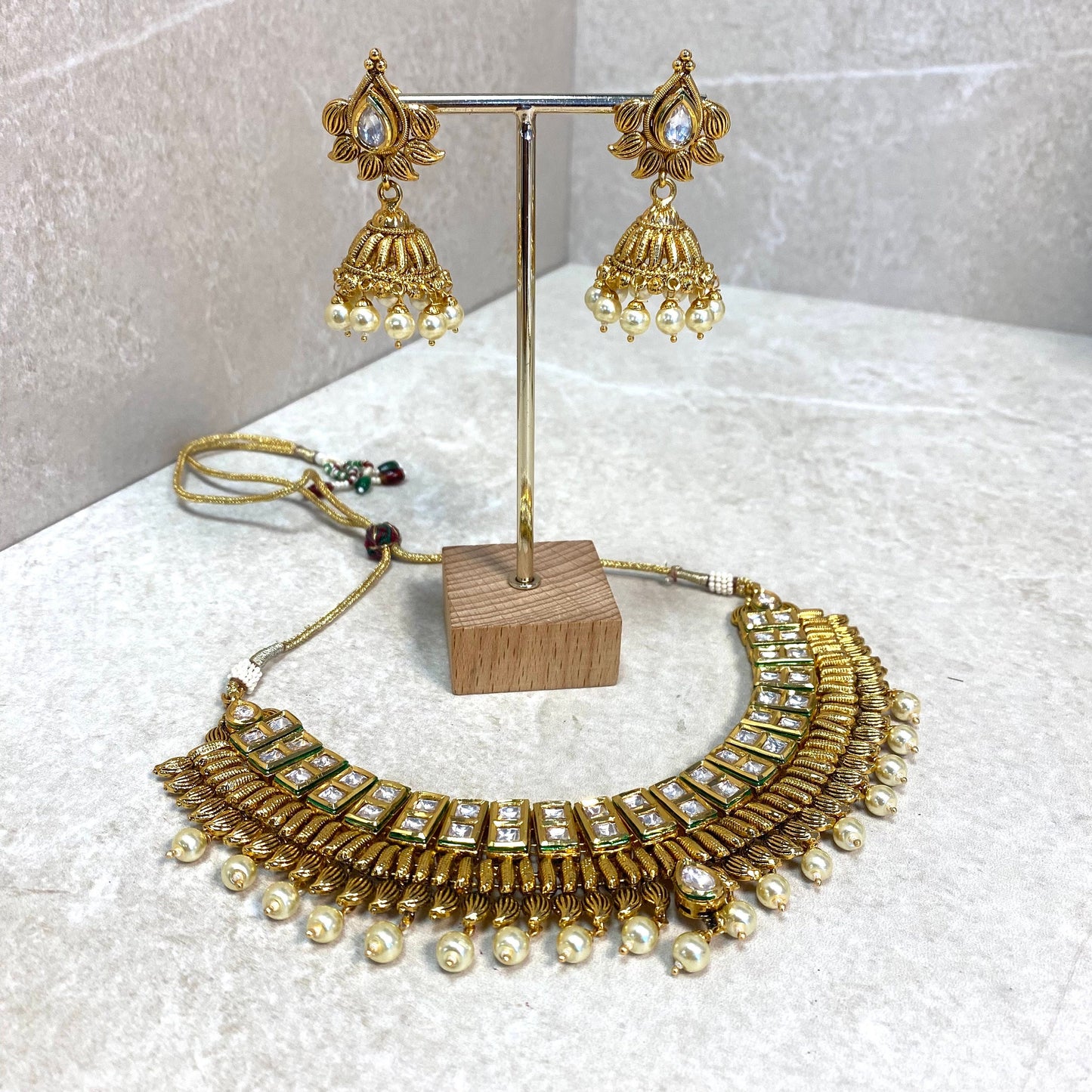 Antique Gold Temple Gold Set-Vintage Design Jhumka Earring/ Pearl Detail Indian/ Pakistani/Fashion Jewellery/ Gift for Women Asian Jewellery