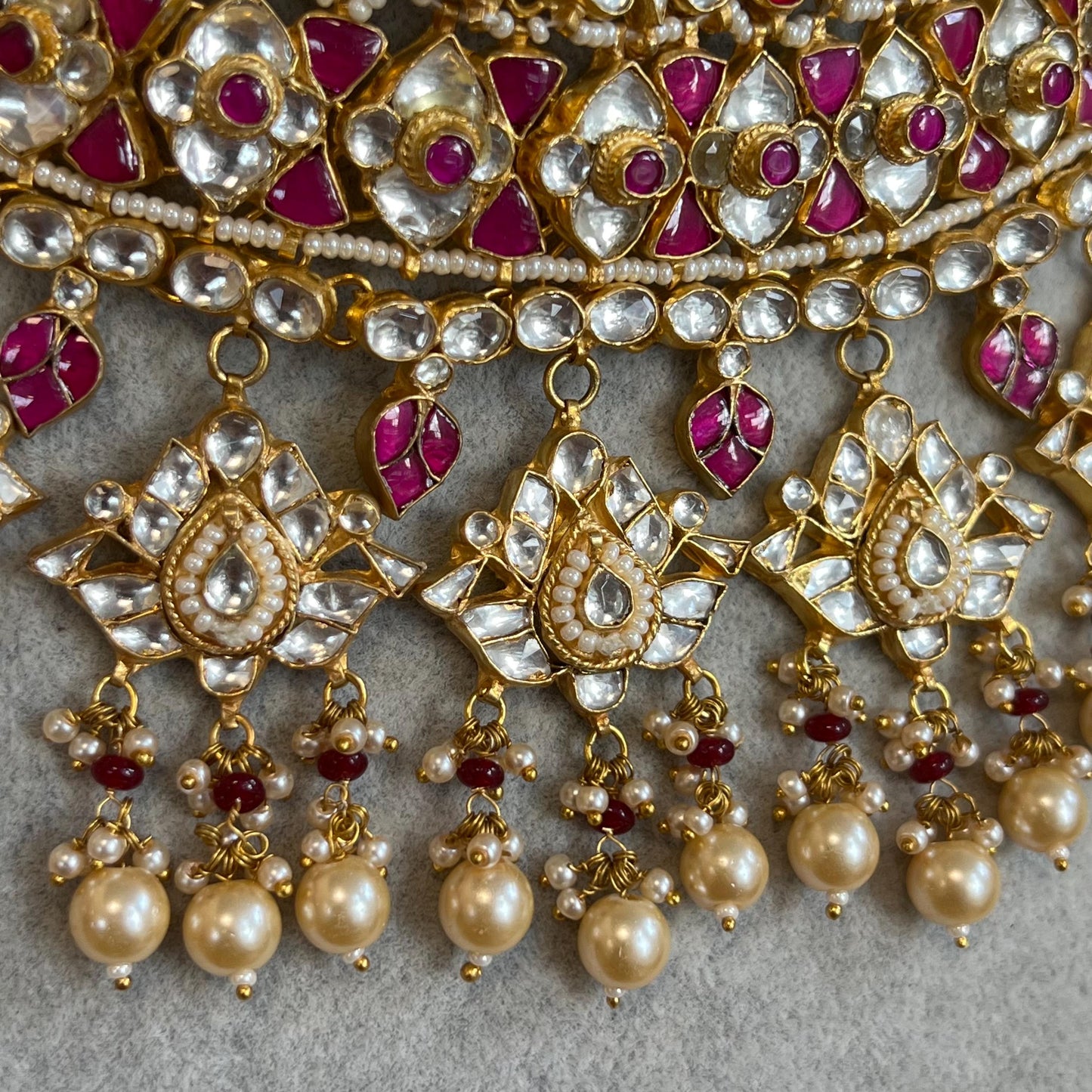 Ruby Full Kundan Style: Bridal Set/ Indian/Pakistani Style/ Choker/ Necklace and Earring/ Bright Gold/ Clear Stones/ Champagne Beads
