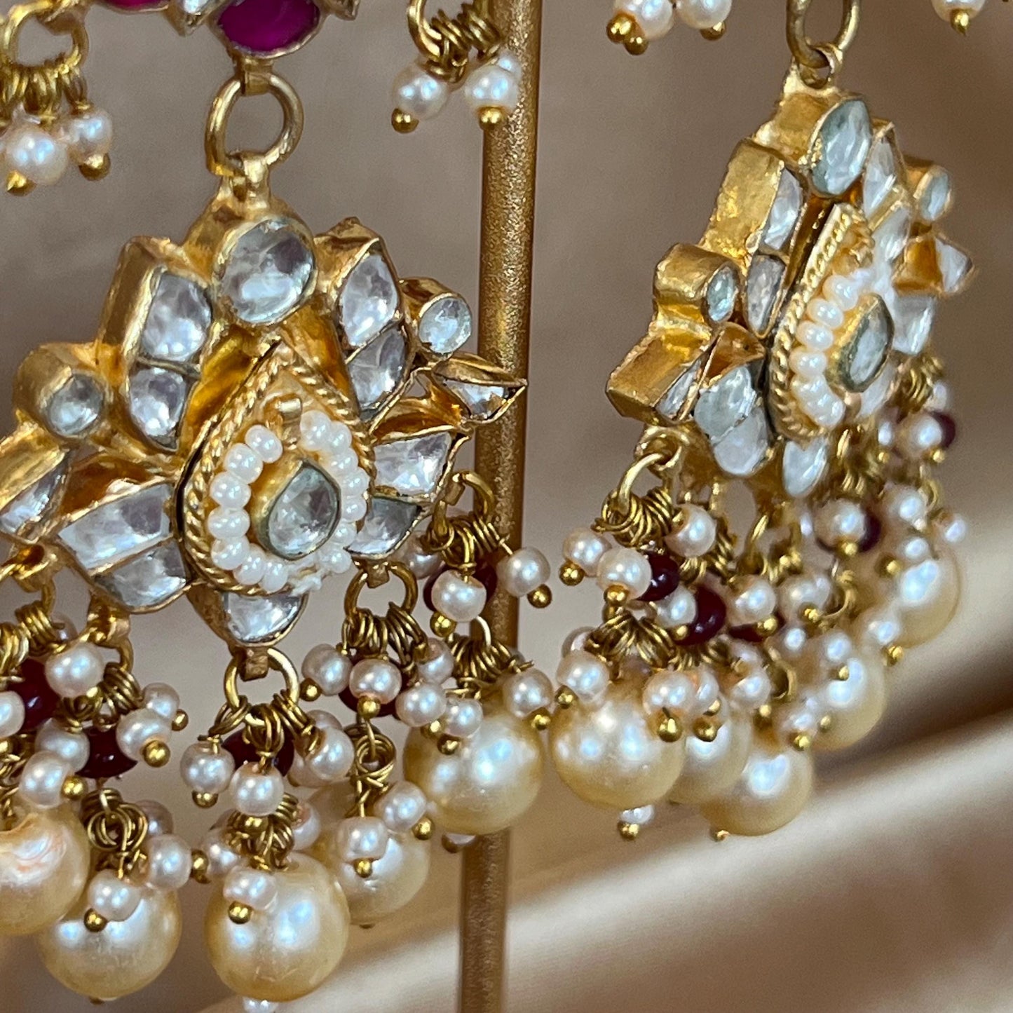 Ruby Full Kundan Style: Bridal Set/ Indian/Pakistani Style/ Choker/ Necklace and Earring/ Bright Gold/ Clear Stones/ Champagne Beads