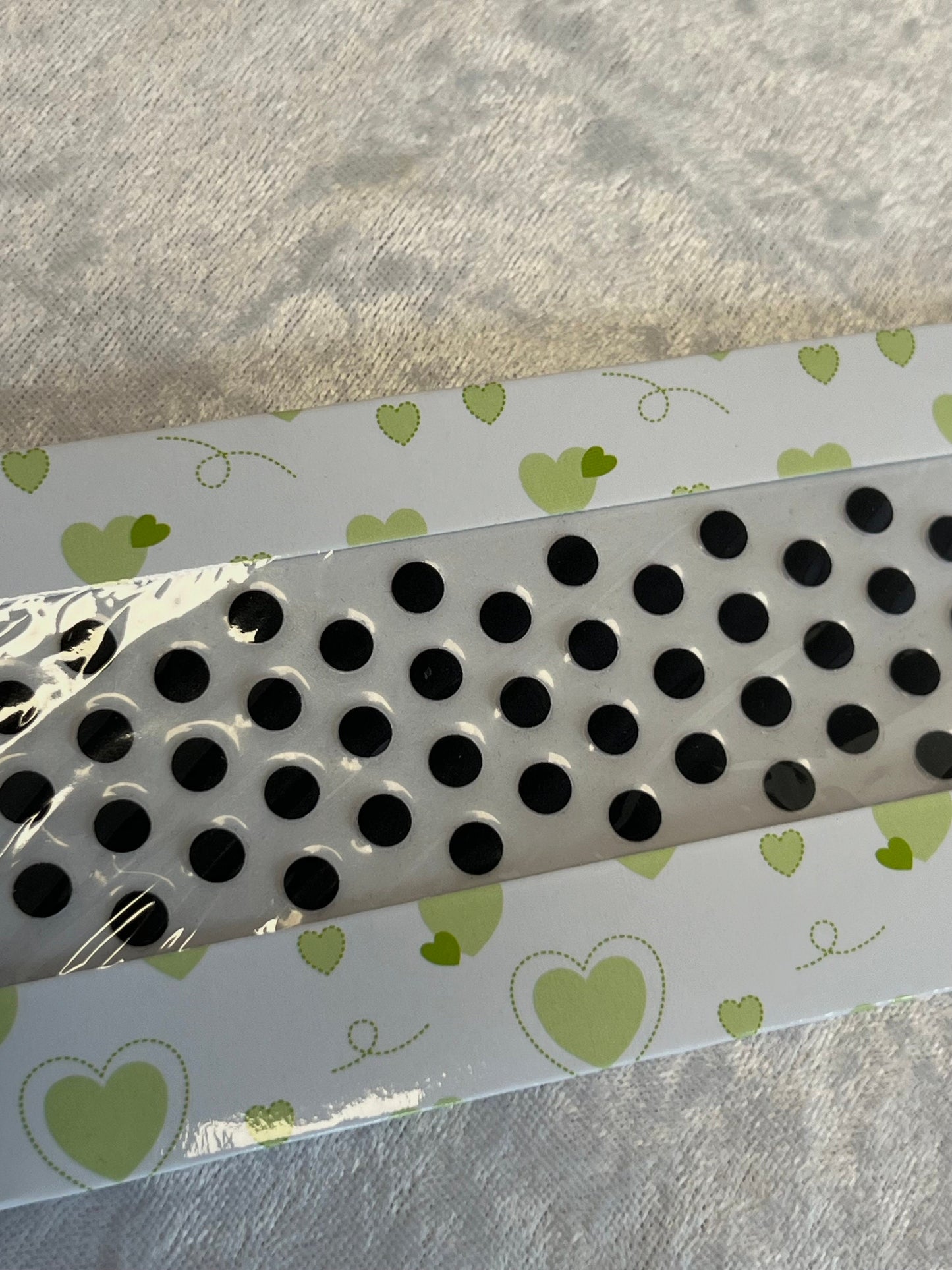 Medium Round Black Bindi Pack/ Bindiya/ Chanlo/ Indian Accessory/ Forehead Sticky Gem