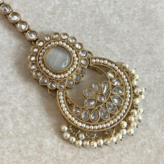 Clear Medium Tikka/ Tikli/ Indian/ Pakistani Fashion Jewellery/ Maang Tikkas