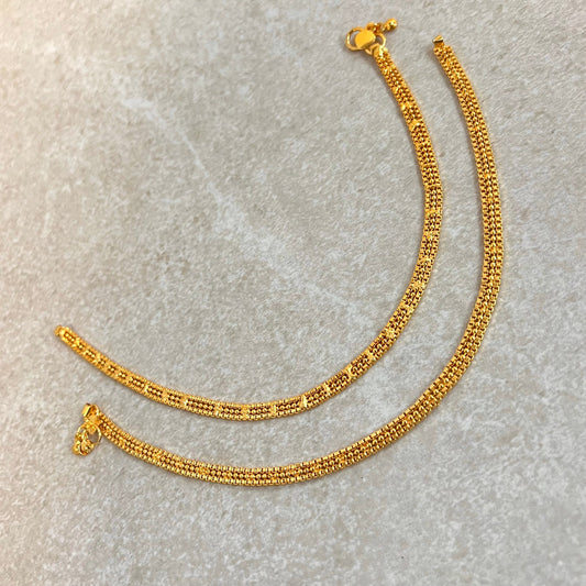 Anklets - Bright Gold/Indian/ Pakistani Style Jhanjra/ Foot Accessory/Valentines gifts