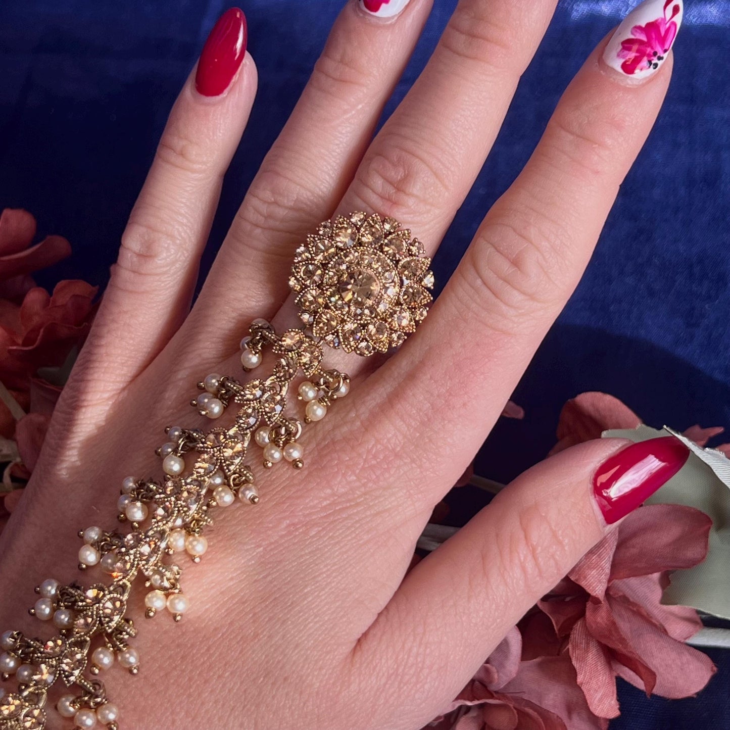 Golden Hand Harness/Gold Ring Hand Harness/Gold Hathpool/Fashion Jewellery/ Gift for Women/Indian/Pakistani style /Haathphool/Hand Accessory