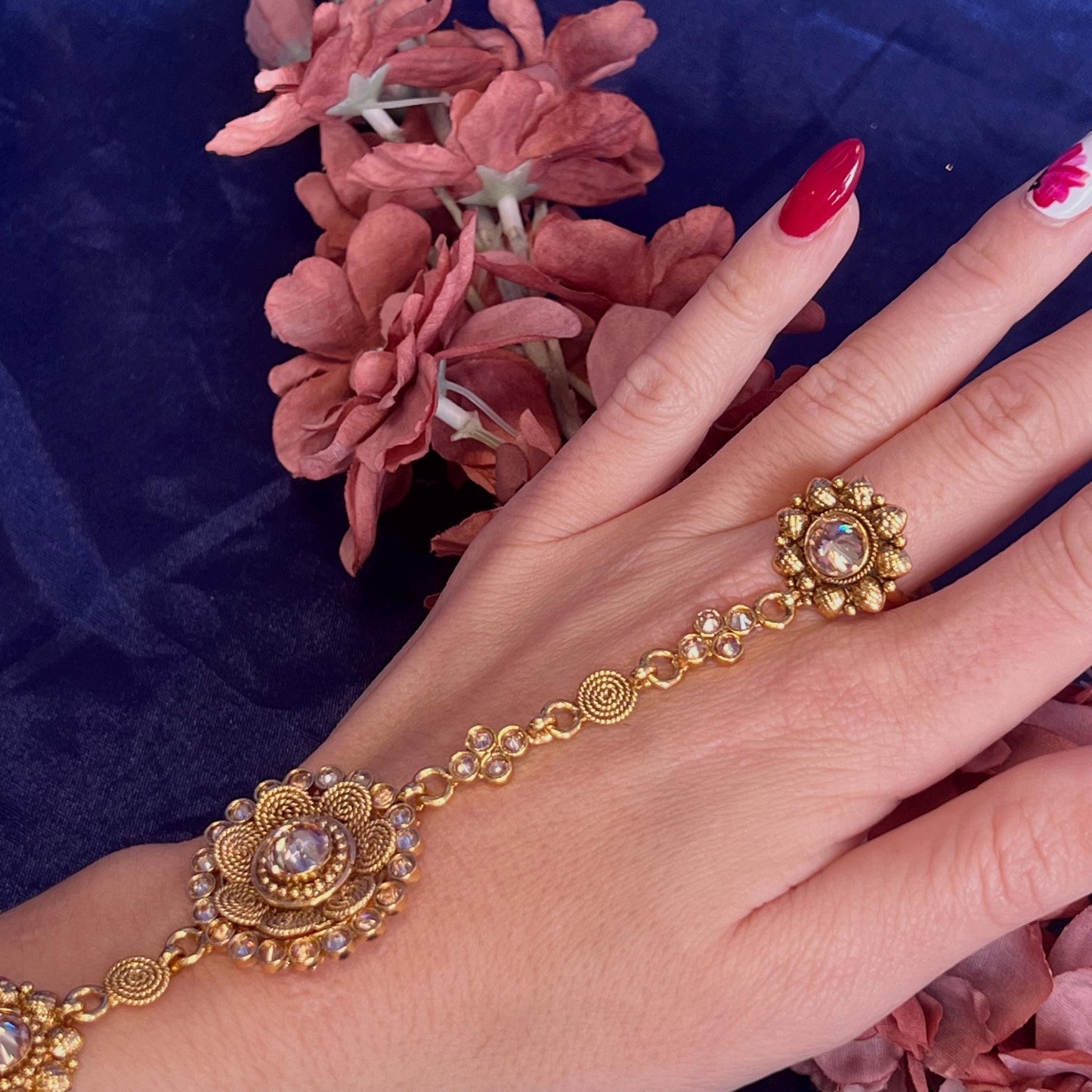 Bright Gold Hand Harness/Champagne Stones/Gold Hathpool/Fashion Jewellery/ Gift for Women/Indian/Pakistani style /Haathphool/Hand Accessory