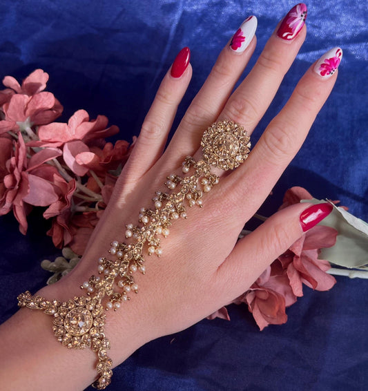 Golden Hand Harness/Gold Ring Hand Harness/Gold Hathpool/Fashion Jewellery/ Gift for Women/Indian/Pakistani style /Haathphool/Hand Accessory