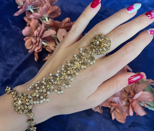 Golden Hand Harness/Gold Ring Hand Harness/Gold Hathpool/Fashion Jewellery/Gold Hathpool/Indian/Pakistani style /Haathphool/Hand Accessory