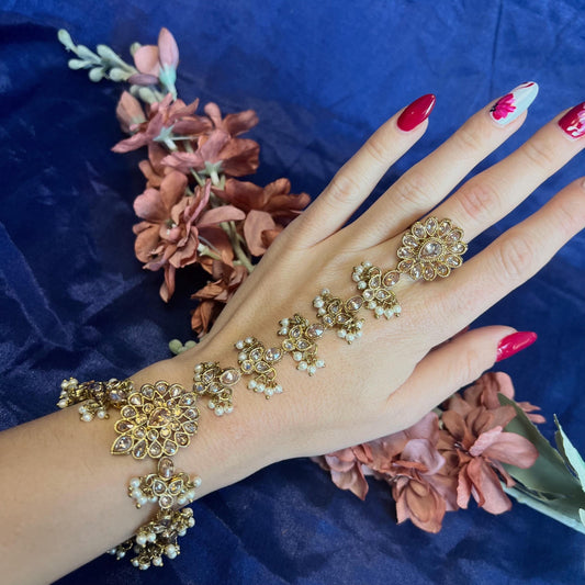Champagne Hand Harness/Champagne Hathpool/Antique Gold/ Fashion Jewellery/ Gift for Women/Indian/Pakistani style /Haathphool/Hand Accessory