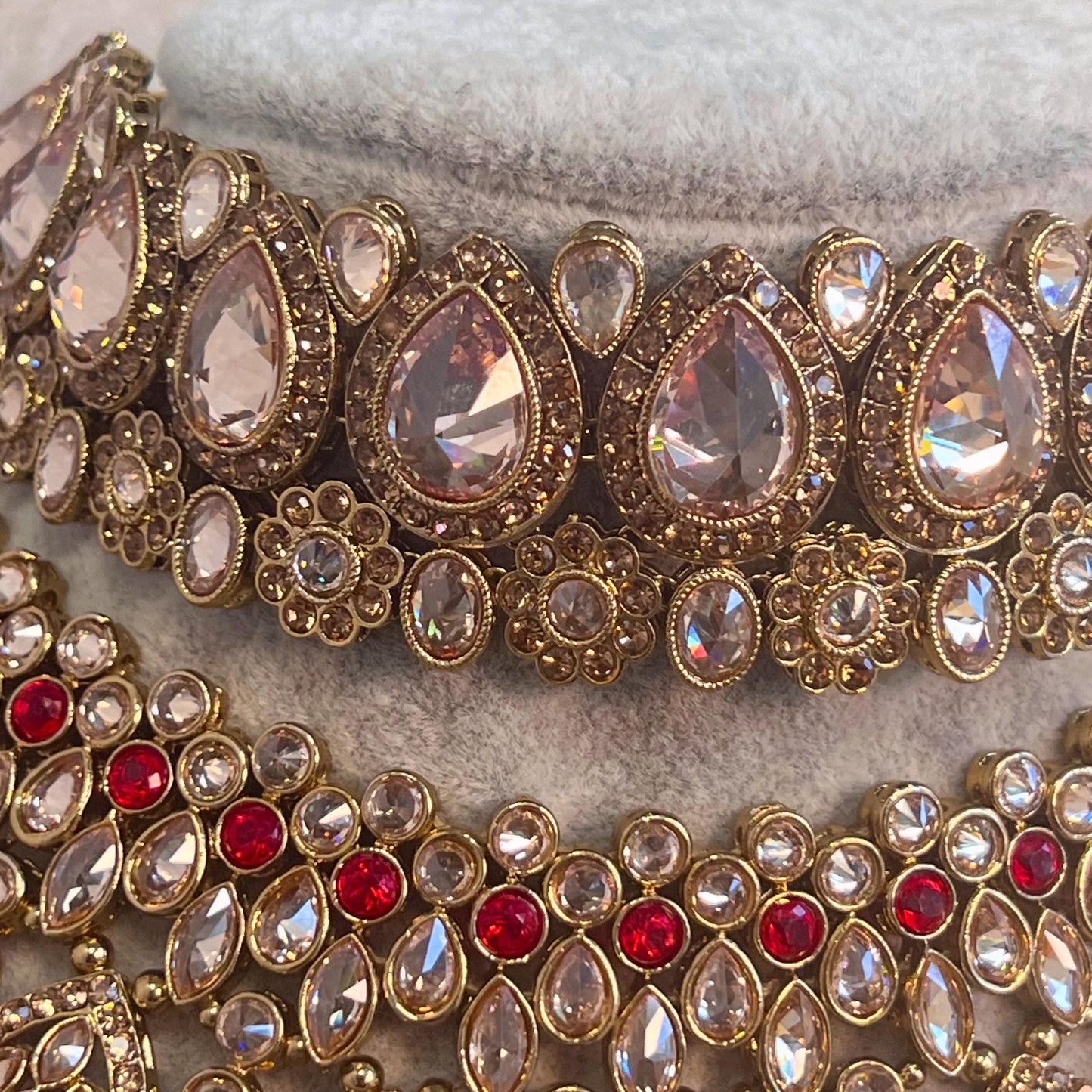 Red Bridal Choker Necklace set with Earring, Tikka and Jhumar Indian/ Pakistani Style/ Wedding/ Antique Gold/ Champagne Crystals
