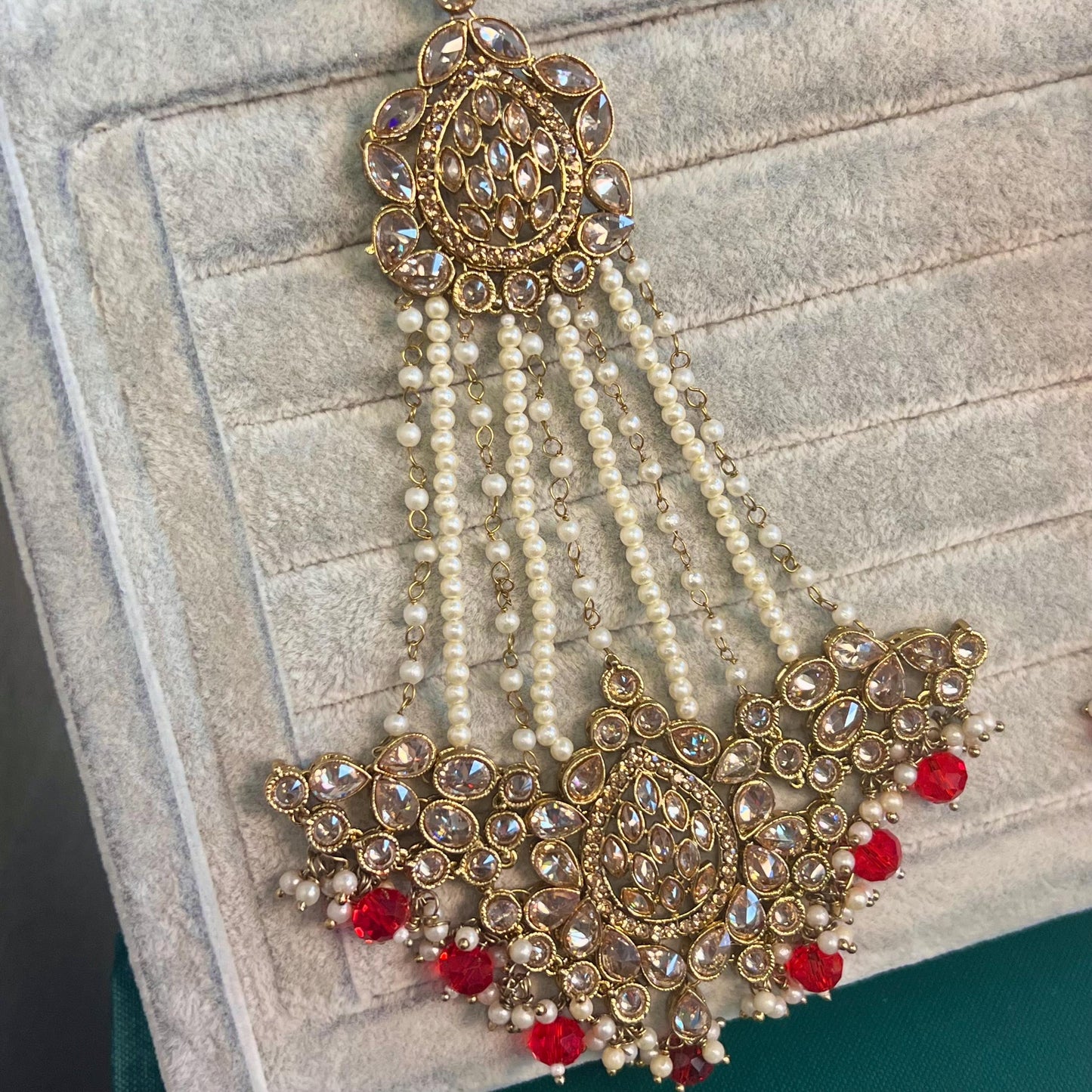 Red Bridal Choker Necklace set with Earring, Tikka and Jhumar Indian/ Pakistani Style/ Wedding/ Antique Gold/ Champagne Crystals