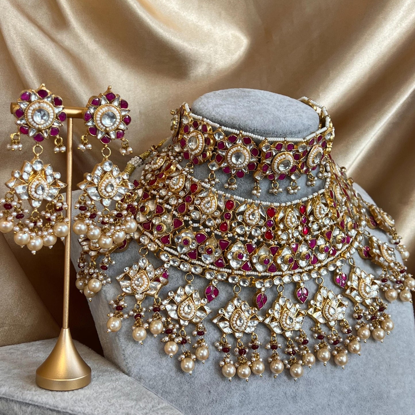 Ruby Full Kundan Style: Bridal Set/ Indian/Pakistani Style/ Choker/ Necklace and Earring/ Bright Gold/ Clear Stones/ Champagne Beads