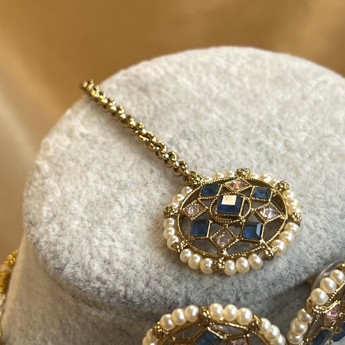 Blue Thin Necklace Set Earring/ Tikka/ Tikli/ Indian/ Pakistani/Fashion Jewellery/ Gift for Women/ Antique Gold with Champagne crystals