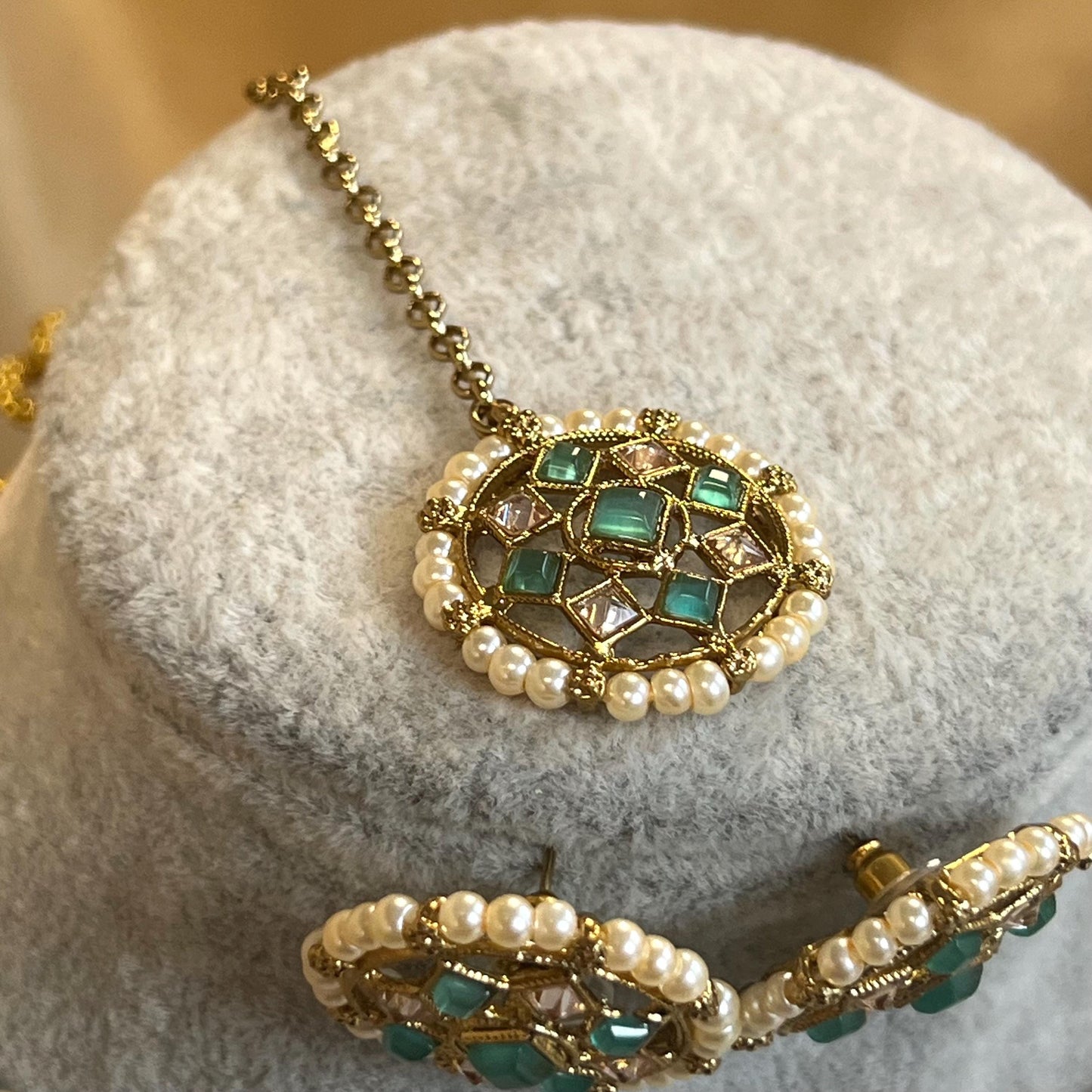 Green/Blue Thin Necklace Set Earring/ Tikka/ Tikli/ Indian/ Pakistani/Fashion Jewellery/ Gift for Women/ Antique Gold with Champagne