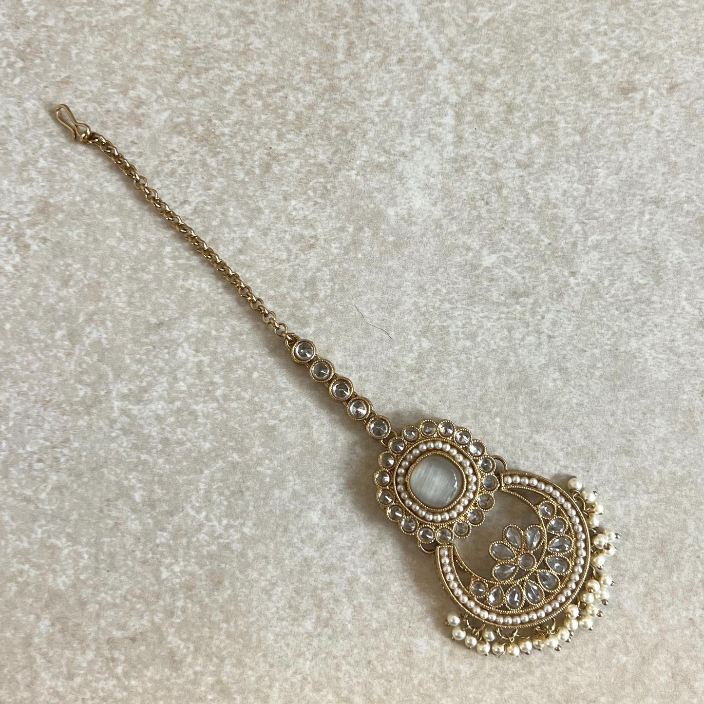 Clear Medium Tikka/ Tikli/ Indian/ Pakistani Fashion Jewellery/ Maang Tikkas