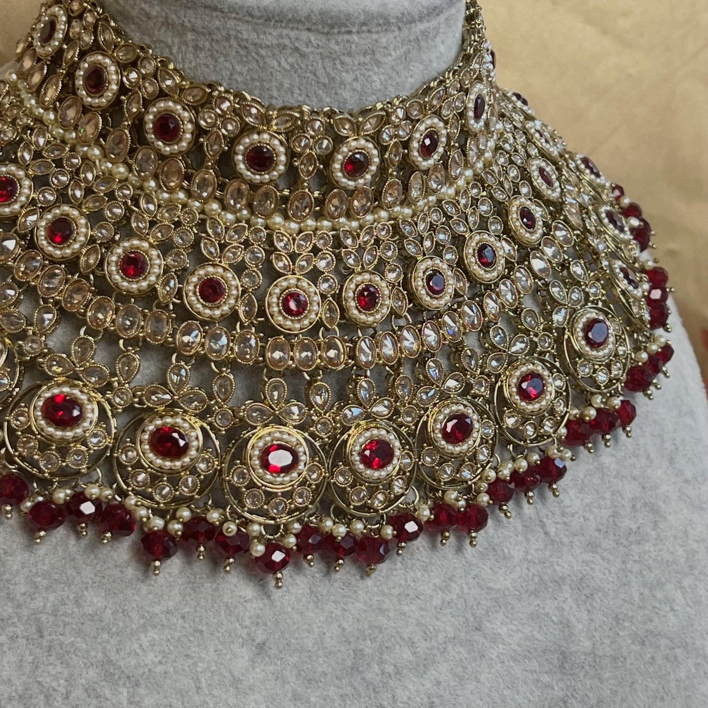 Maroon & Champagne  Bridal Choker Necklace set with Jhumka Earring and Tikka/ Indian/ Pakistani Style/ Wedding/ Antique Gold