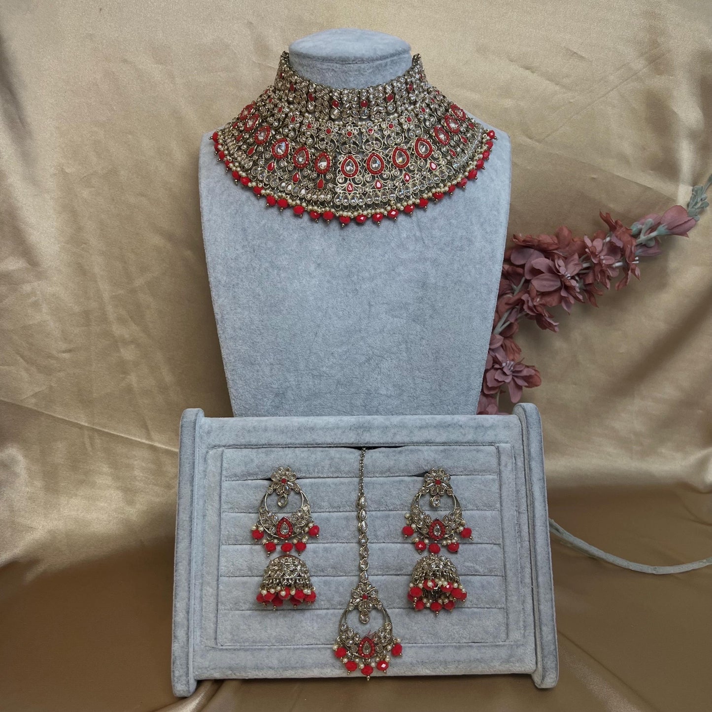 Red & Champagne  Bridal Necklace set with Earring, Tikka/ Indian/ Pakistani Style/ Wedding/ Antique Gold/ Champagne Crystals