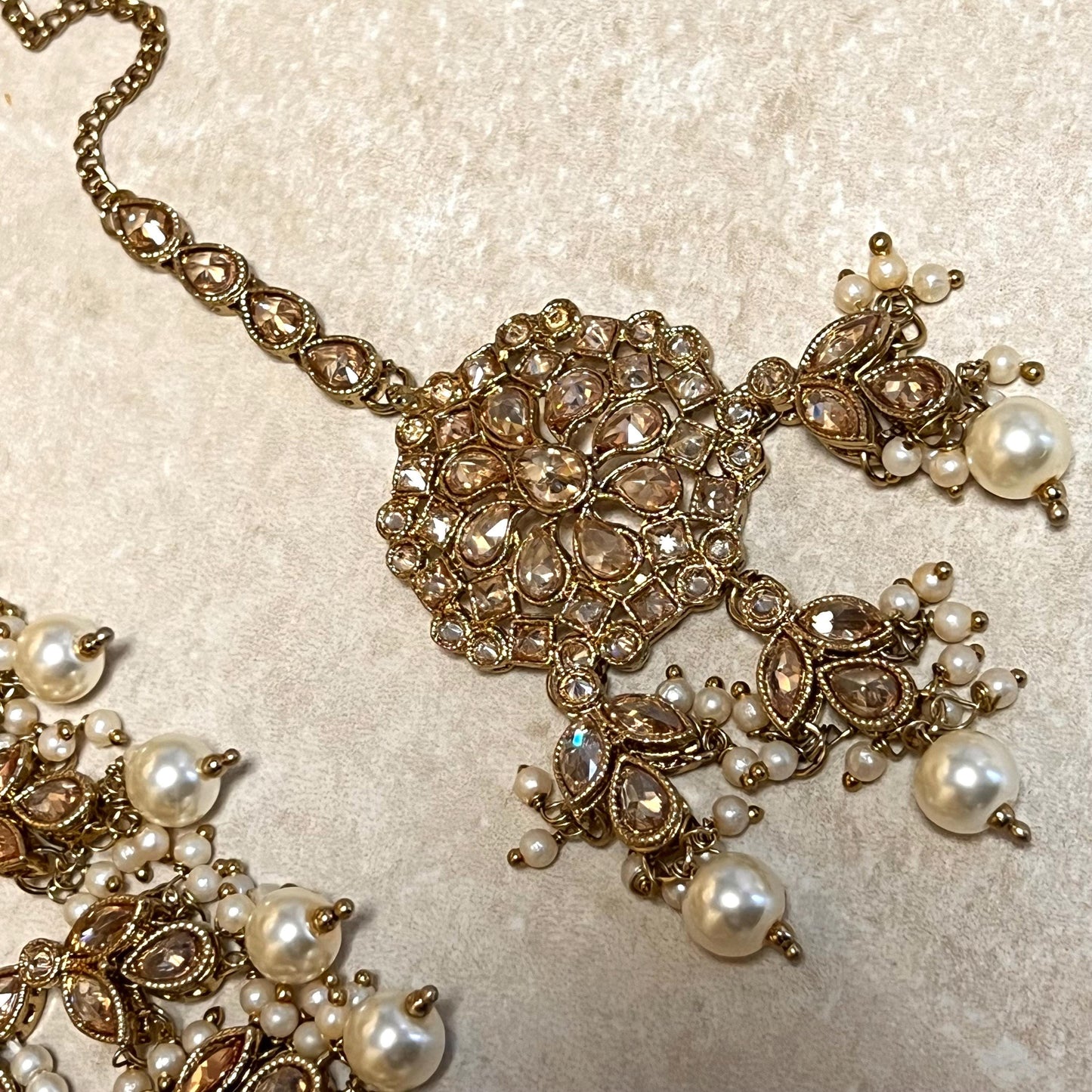 Medium Pearl Antique Gold With Champagne Zircon Crystals/Tikka Only / Tikli/ Indian/ Pakistani Fashion Jewellery/Maang Tikkas