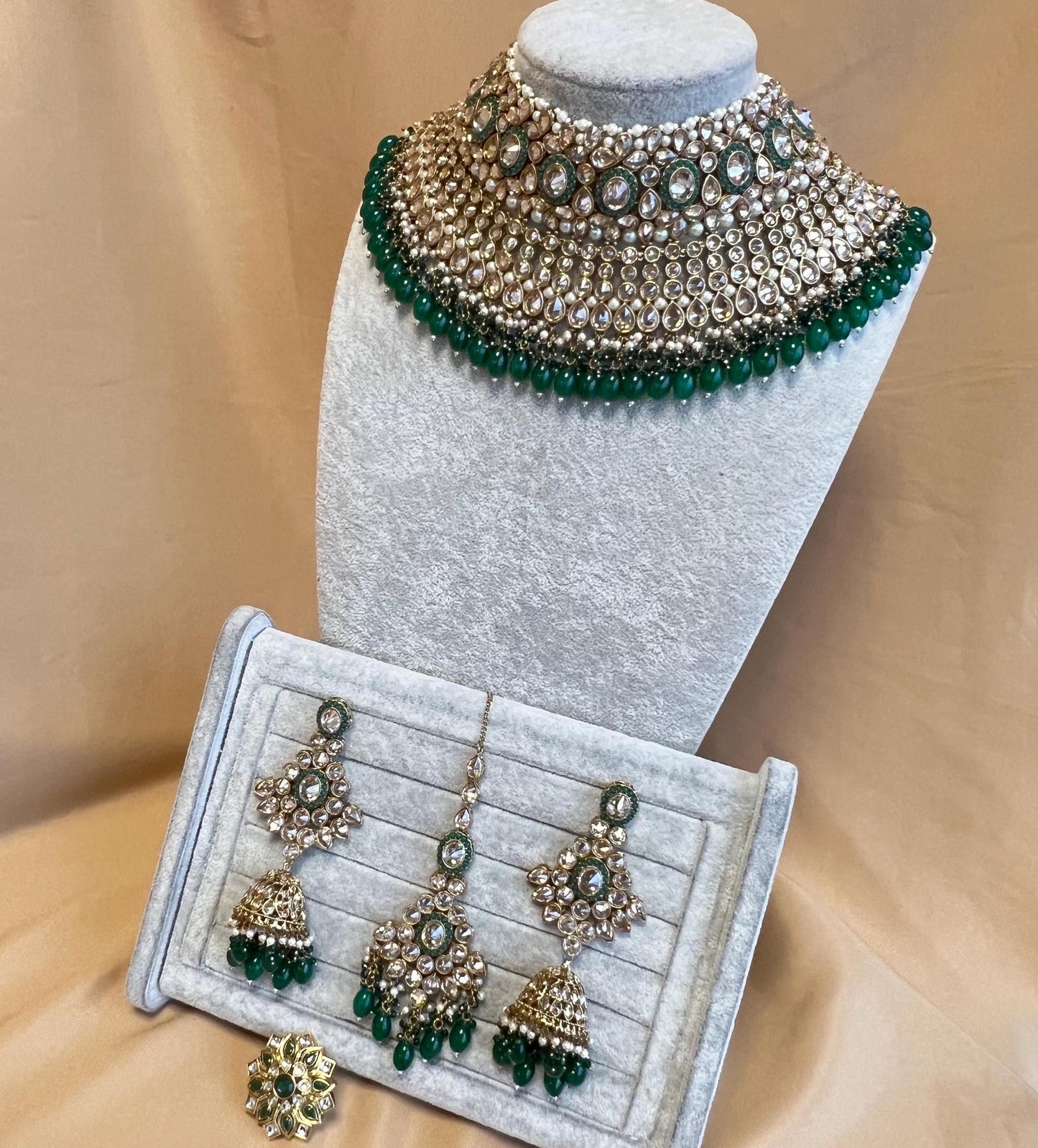 Green Bridal Necklace set Indian/ Pakistani Style/ Wedding/ Fashion Jewellery/ Necklace set