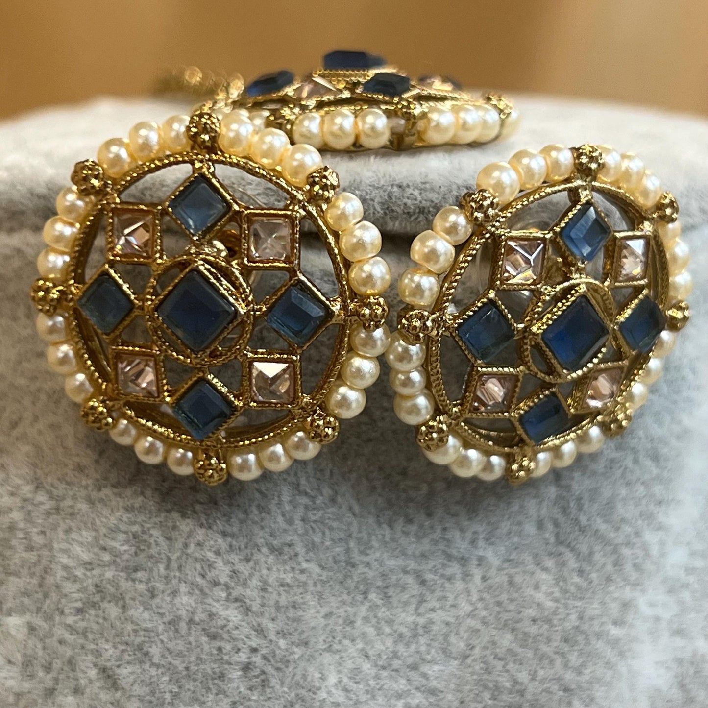 Blue Thin Necklace Set Earring/ Tikka/ Tikli/ Indian/ Pakistani/Fashion Jewellery/ Gift for Women/ Antique Gold with Champagne crystals