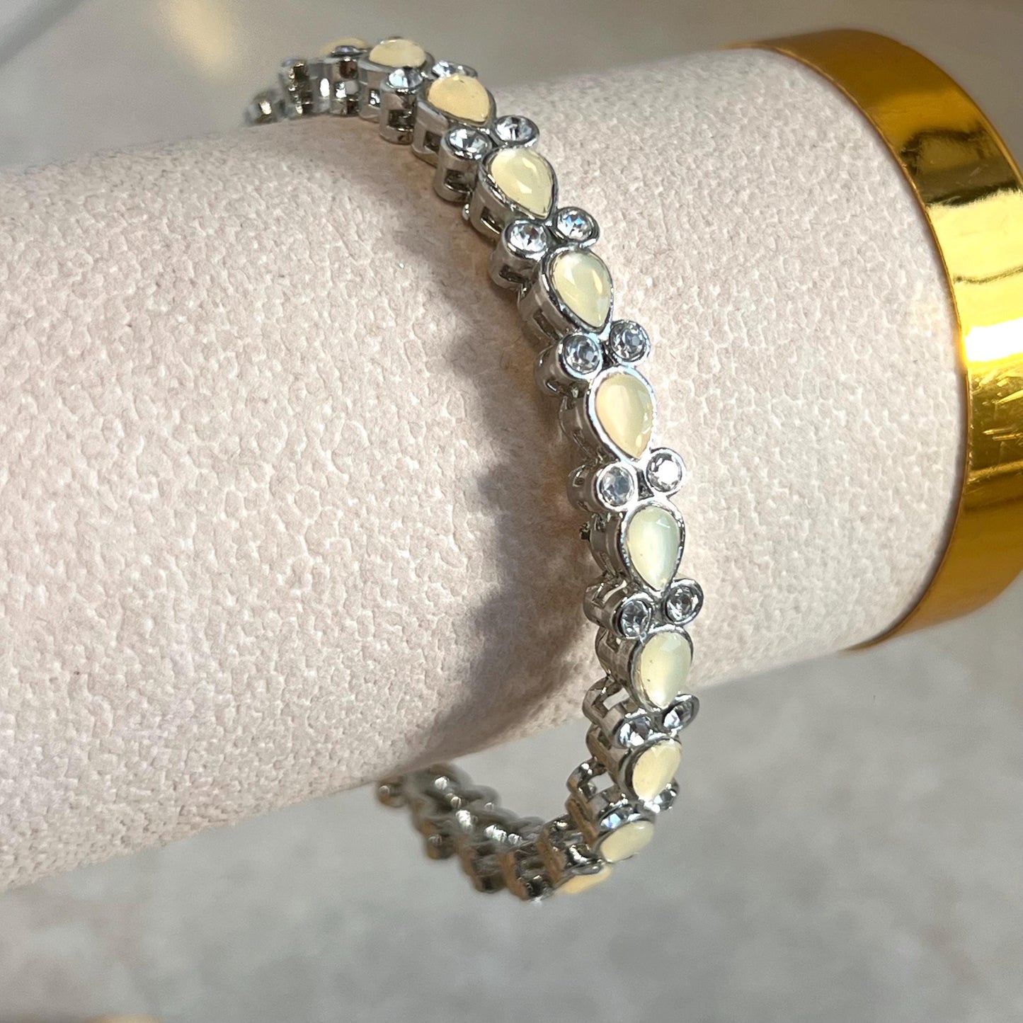 Single Statement Bangle in Mix Colours. Silver Base Colourful Stones/ Size Small 2.6 only/ Multicolour