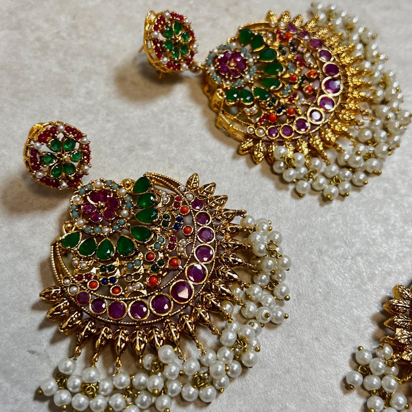 Mendhi Jewels-Multicolour Earrings and Tikka Set/ Henna party/Pakistani/ Indian Style Earring/Antique Gold with Colourful Crystals Imperfect
