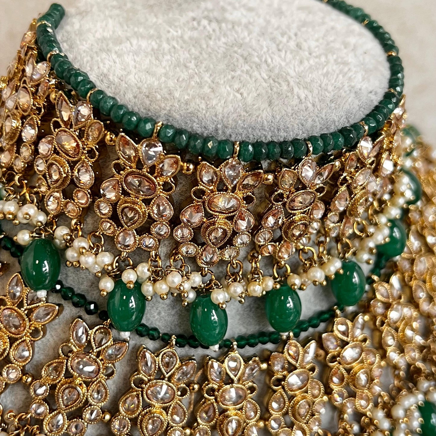 Green Choker Necklace Bridal Set ,Antique gold with Champagne Crystals- Indian/ Pakistani Style/Bridal set/Wedding/Jhumka Earring Tikka