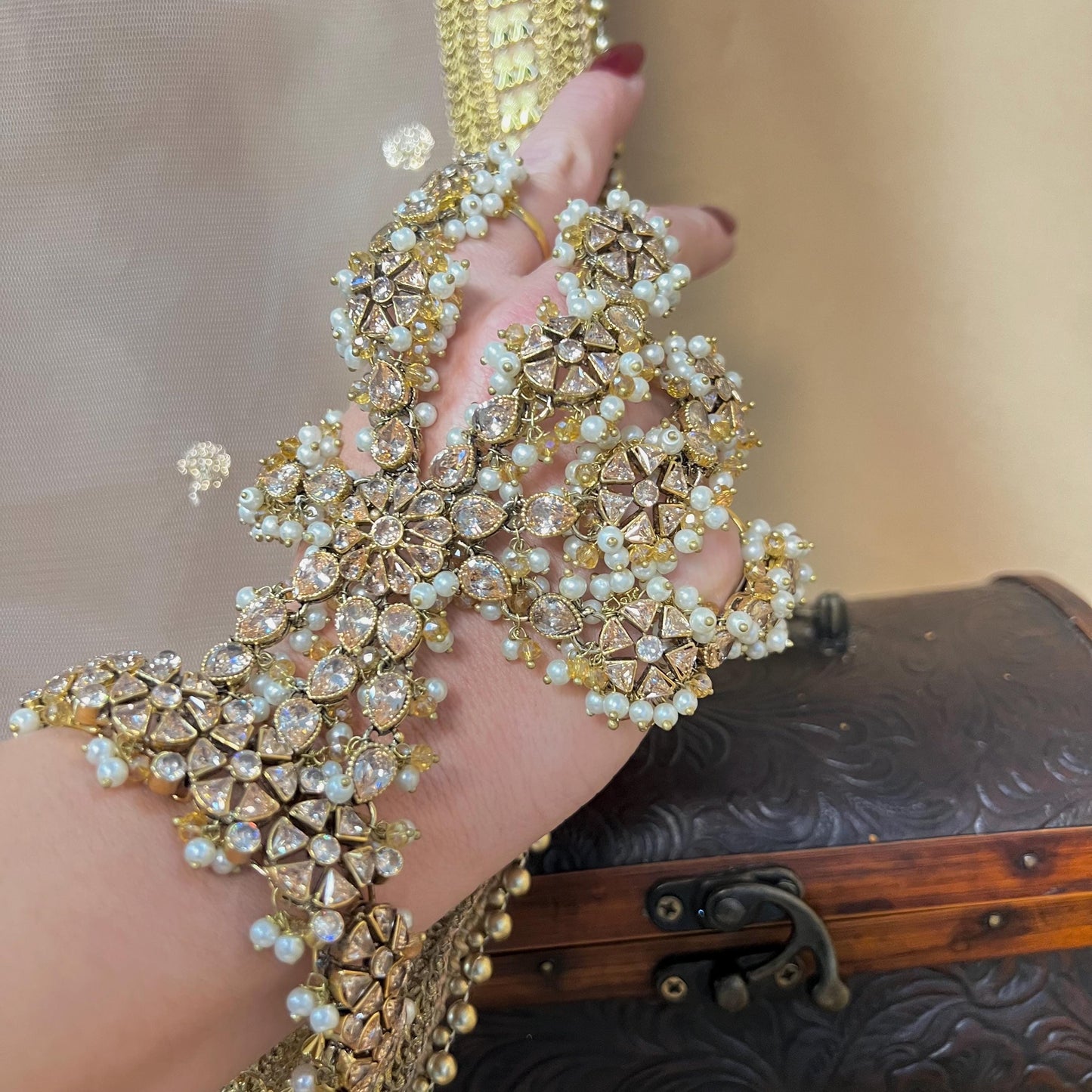 Champagne/Goldplated 5 Ring Hand Harness/ Hathpool/Fashion Jewellery/Gold Hathpool/Indian/Pakistani style /Haathphool/Hand Accessory