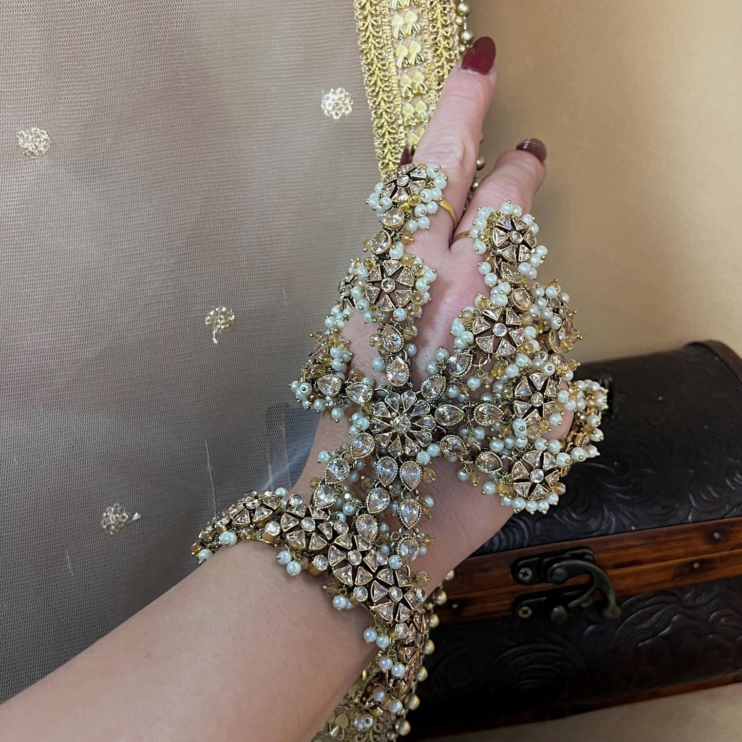 Champagne/Goldplated 5 Ring Hand Harness/ Hathpool/Fashion Jewellery/Gold Hathpool/Indian/Pakistani style /Haathphool/Hand Accessory