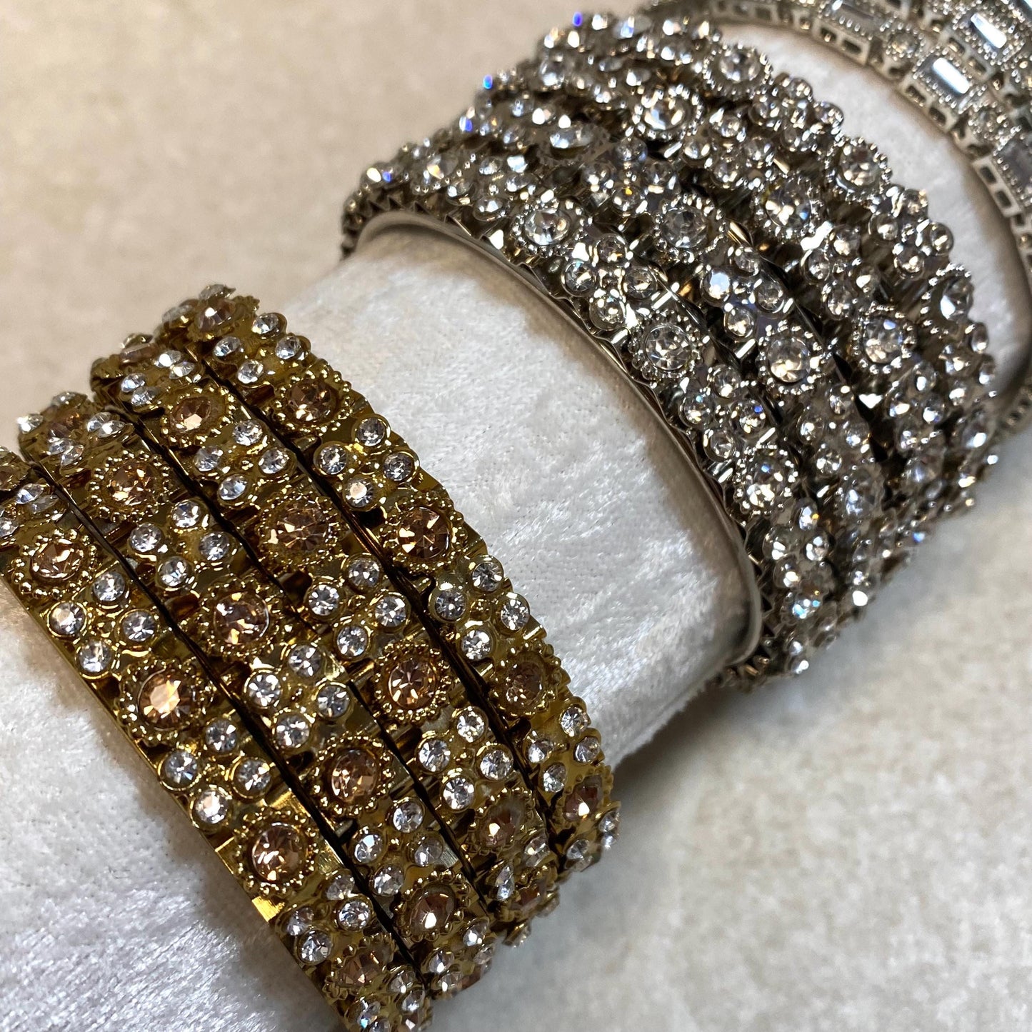 Set of 4 Antique Gold or Silver Rhinestone Bangle in 2.4/Indian Pakistani Jewellery Fashion Bangles