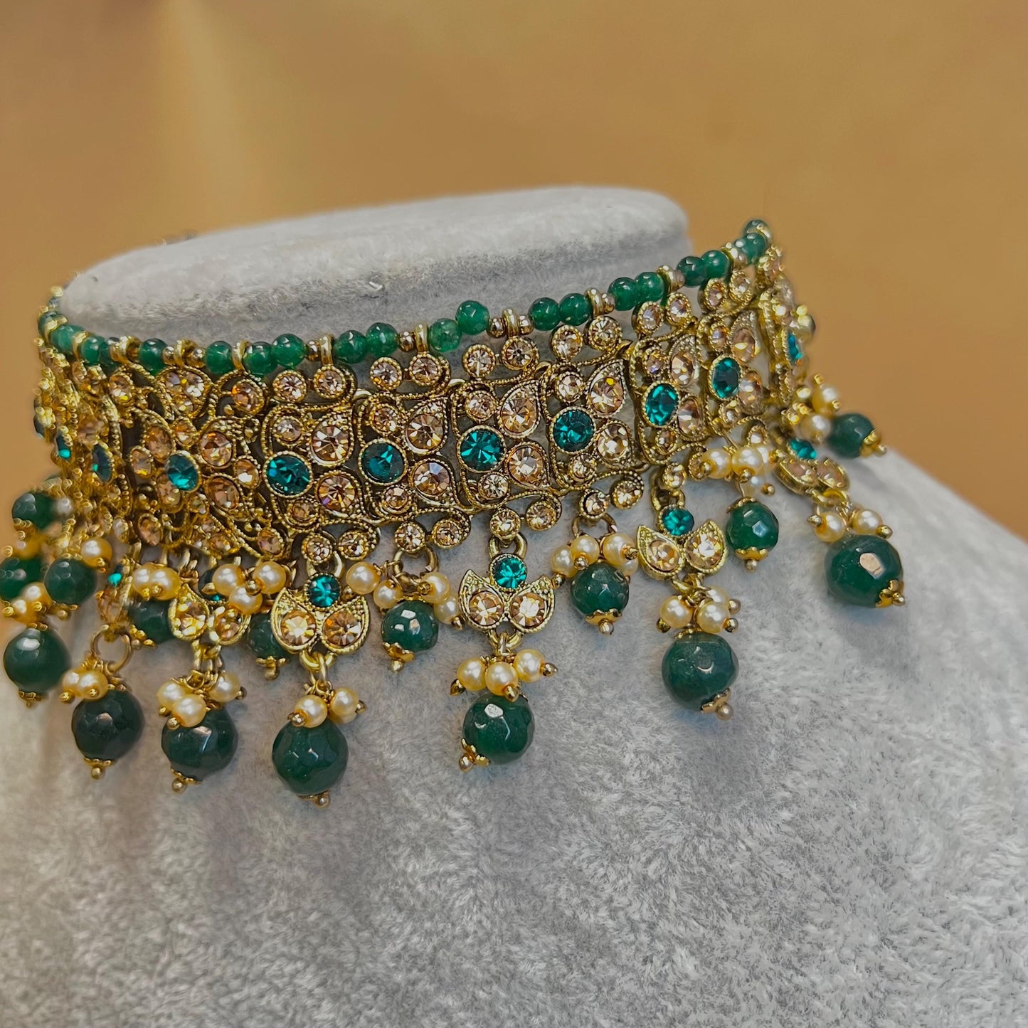 Green Choker Necklace Bridal Set ,Antique gold with Champagne Crystals- Indian/ Pakistani Style/Bridal set/Wedding/Jhumka Earring Tikka