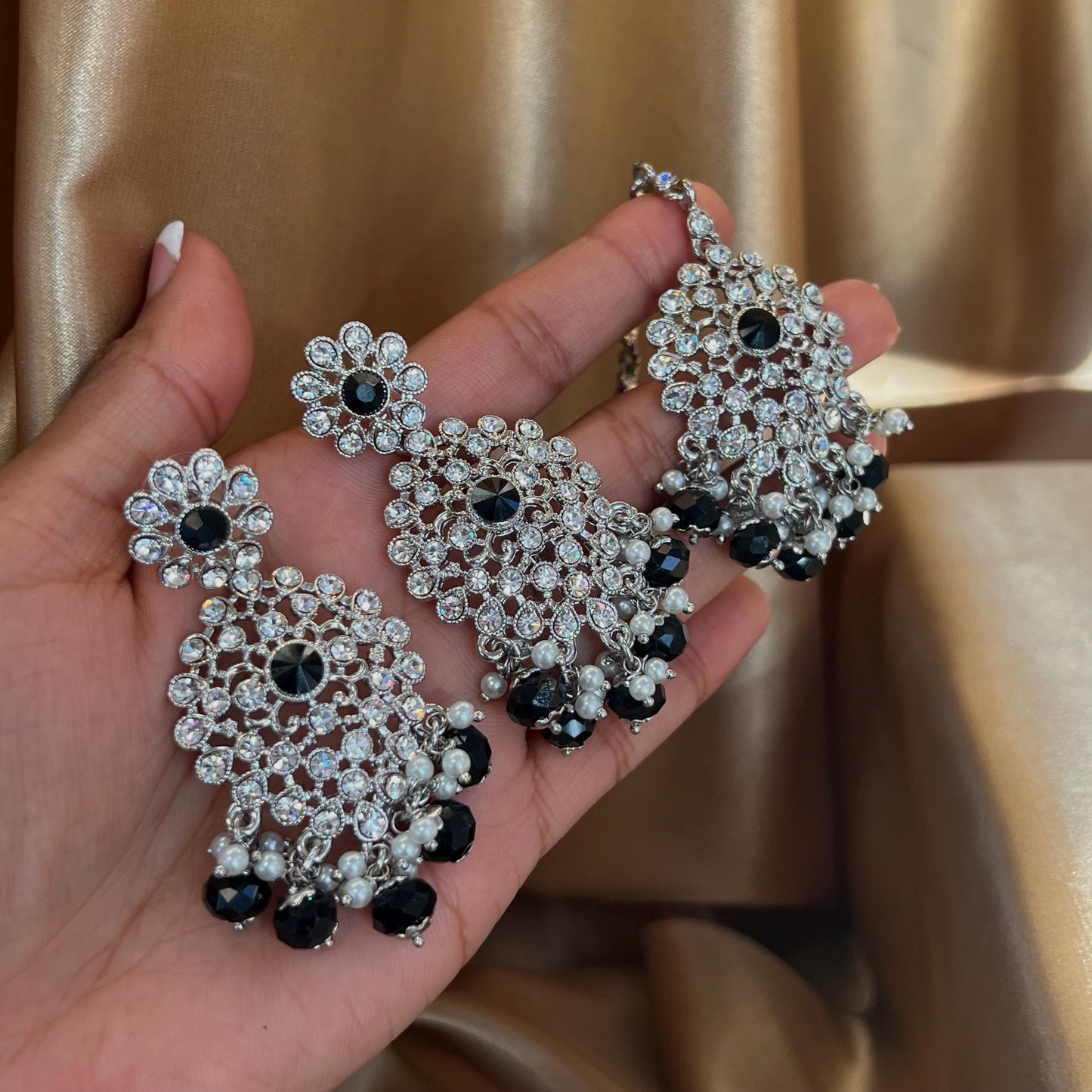 Silver Black Earrings Tikka Set/Silver Flat Earring/ Fashion Jewellery/ Gift for Women/Indian/Pakistani style/ Sale High Quality Lightweight